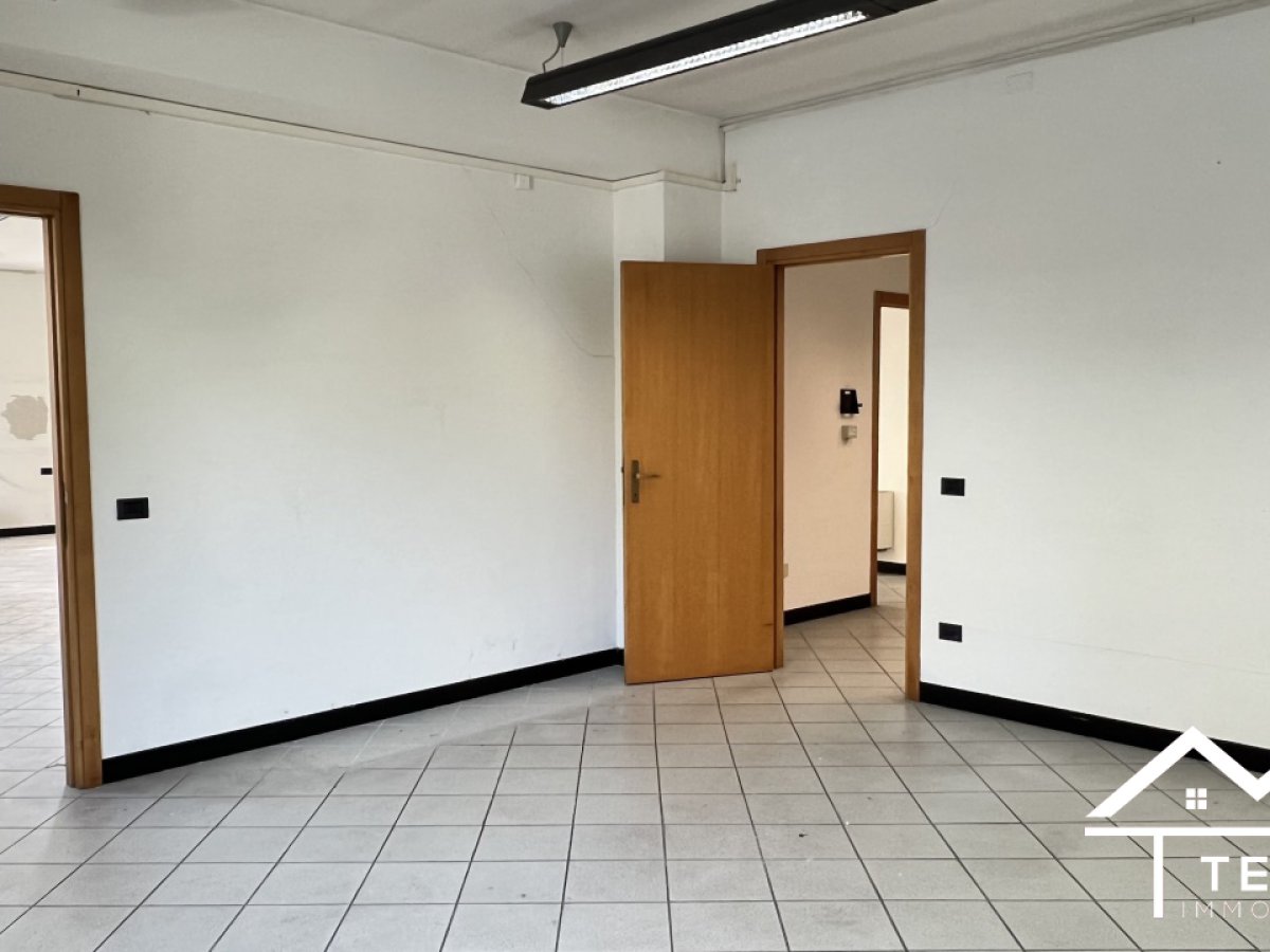 Shop/Commercial space for Rent Cantalupo in Sabina Rieti, Rent Shop/Commercial space Cantalupo in Sabina