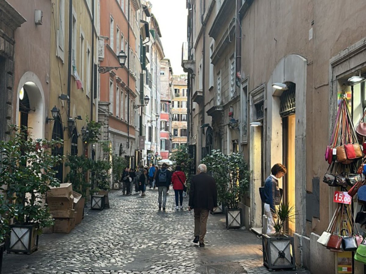 Shop/Commercial space for Sale Roma Rome, Sale Shop/Commercial space Roma