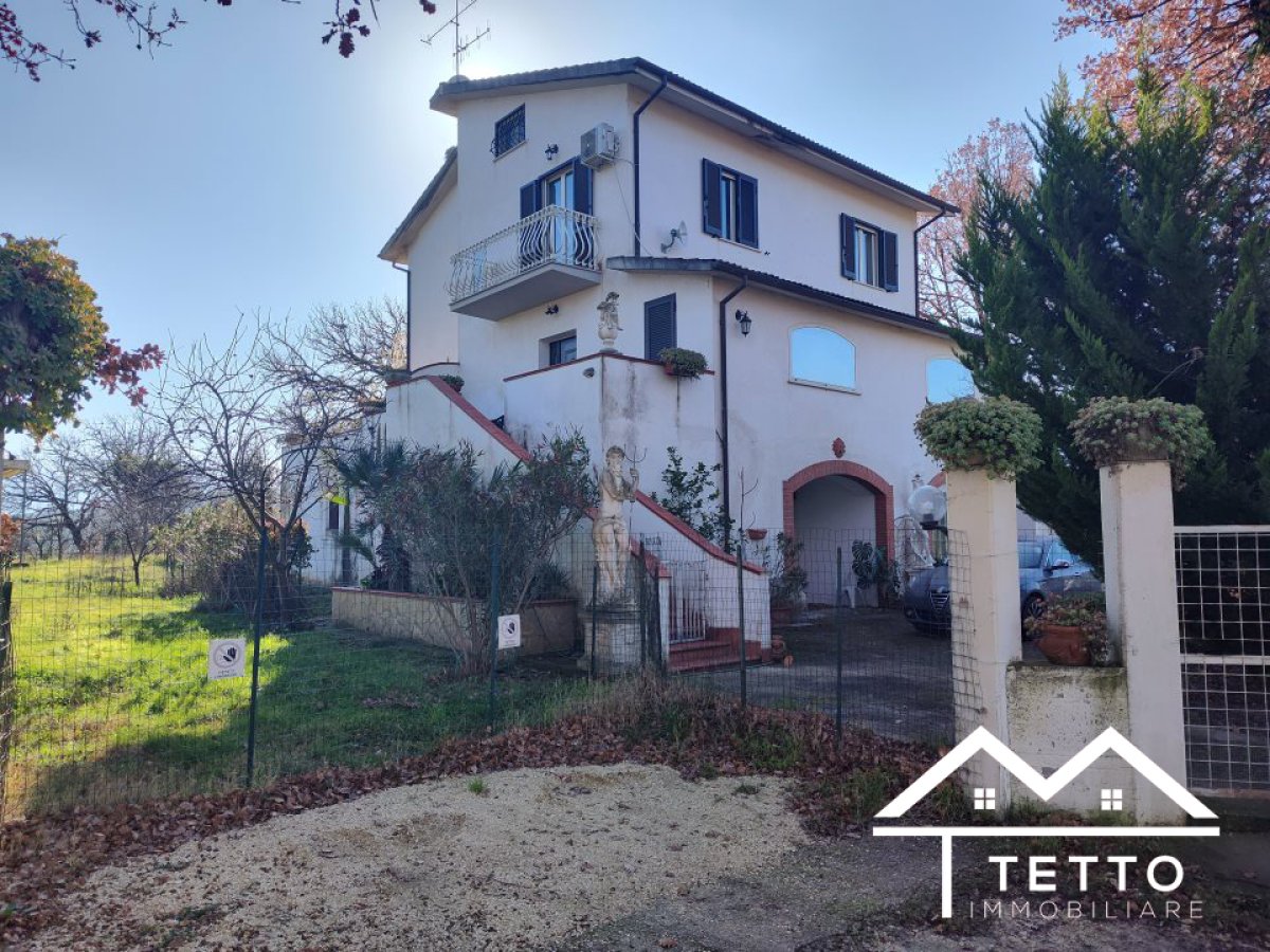 Villa for Sale Poggio Nativo Rieti, Sale Villa Poggio Nativo