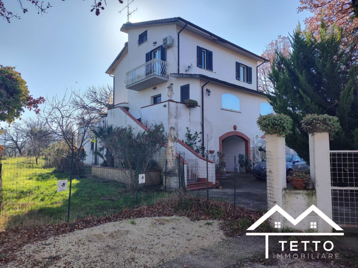 Villa for Sale Poggio Nativo Rieti, Sale Villa Poggio Nativo