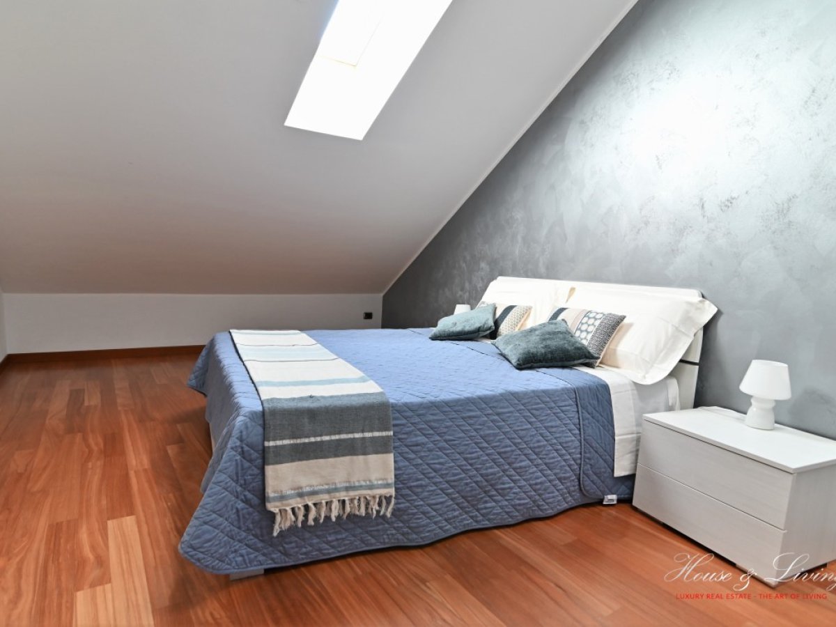 Attic/Mansard for Rent Torino Turin, Rent Attic/Mansard Torino