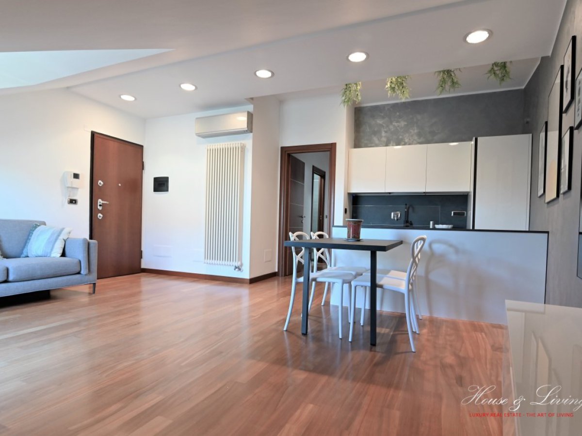 Attic/Mansard for Rent Torino Turin, Rent Attic/Mansard Torino